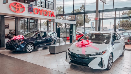 Toyota Dealer «DARCARS 355 Toyota Rockville», reviews and photos, 15625 Frederick Rd, Rockville, MD 20855, USA