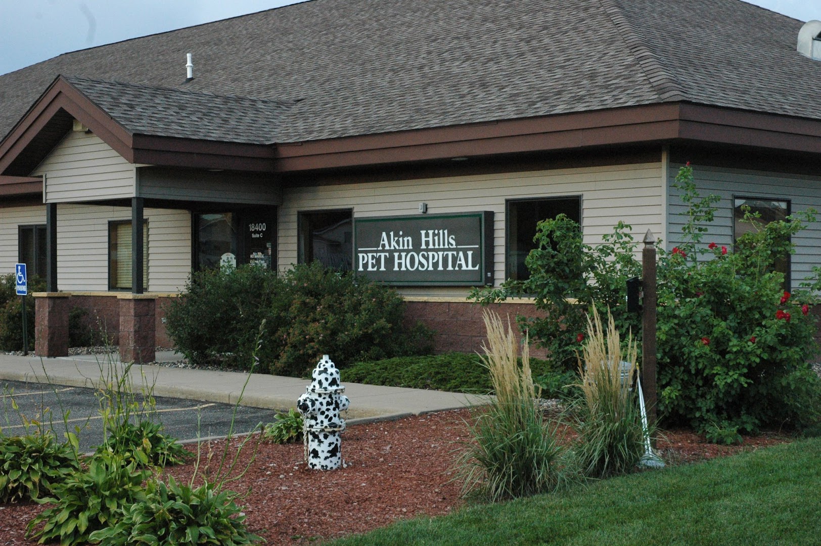 Akin Hills Pet Hospital