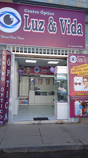 Centro óptico luz y vida