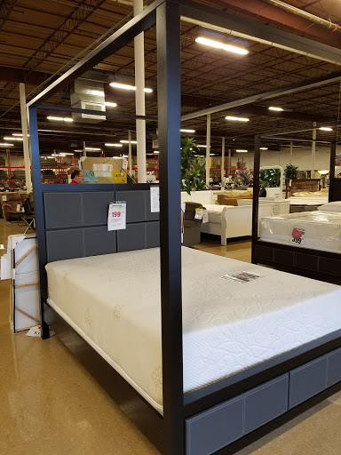 Furniture Store «Highland Park Furniture & Mattress Outlet», reviews and photos, 8800 E Adamo Dr, Tampa, FL 33619, USA