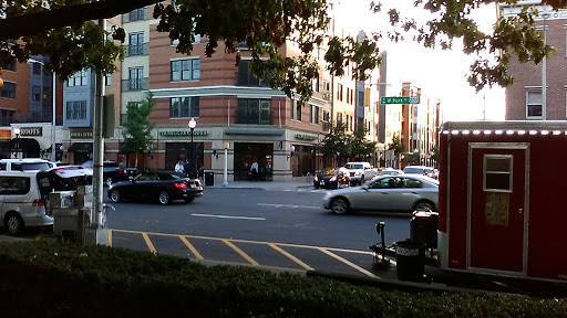 Coffee Shop «Starbucks», reviews and photos, 40 W Park Pl, Morristown, NJ 07960, USA