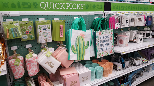 Fabric Store «Jo-Ann Fabrics and Crafts», reviews and photos, 1460 N Azusa Ave, Covina, CA 91722, USA