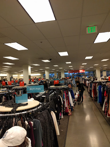 Department Store «Nordstrom Rack», reviews and photos, 3363 E Foothill Blvd, Pasadena, CA 91107, USA