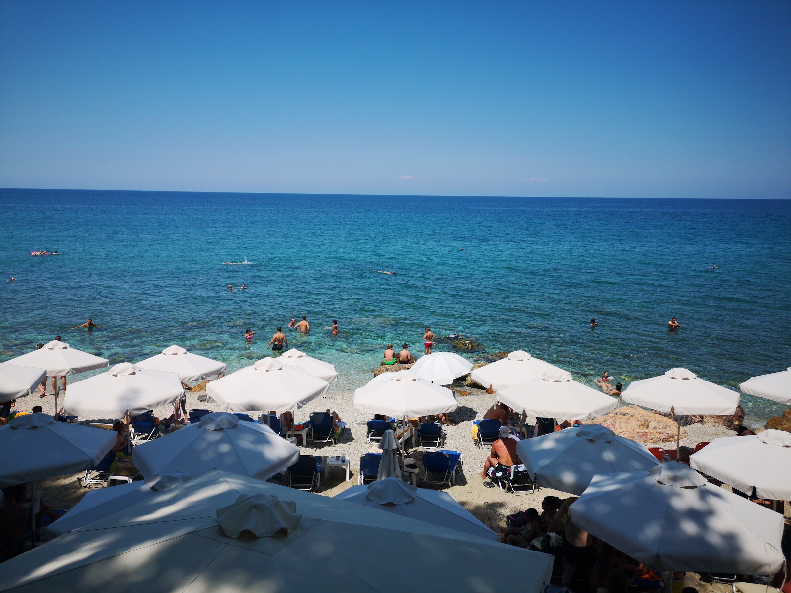 Platia Ammos'in fotoğrafı çok temiz temizlik seviyesi ile