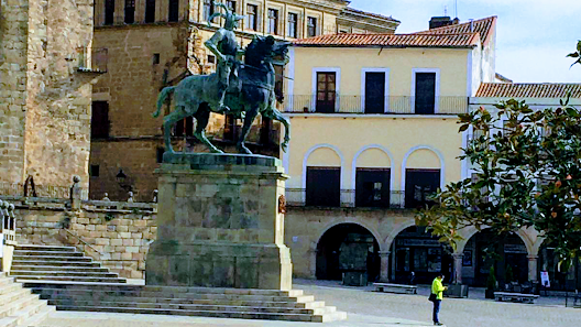 Visitas guiadas Extremadura - Destino Trujillo Pl. Mayor, Nº4, 10200 Trujillo, Cáceres, España