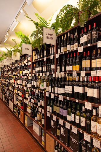 Wine Store «SquareWine & Spirits», reviews and photos, 24-20 Jackson Ave, Long Island City, NY 11101, USA
