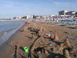 Foto von Lido di Fano Beach mit sehr sauber Sauberkeitsgrad