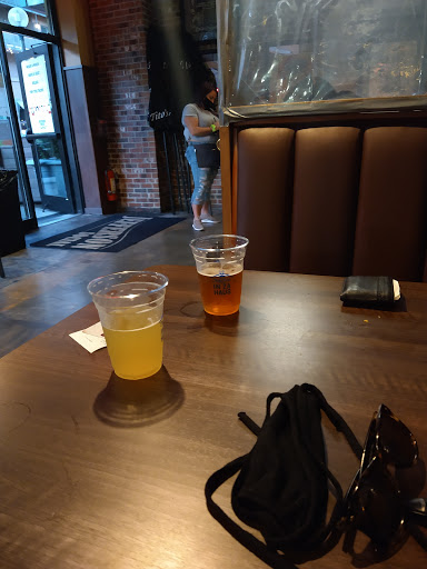 Live Music Bar «Tin Roof», reviews and photos, 160 E Freedom Way #150, Cincinnati, OH 45202, USA