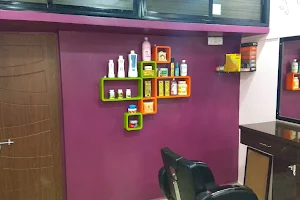 Infinity brothers hairs saloon image