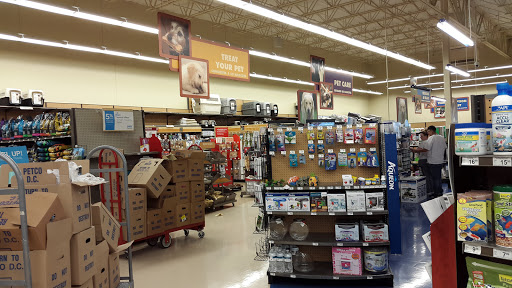 Pet Supply Store «Petco Animal Supplies», reviews and photos, 1350 S Ironton St #120, Aurora, CO 80012, USA