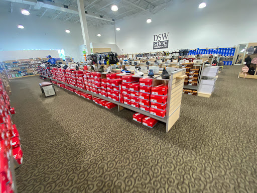 Shoe Store «DSW Designer Shoe Warehouse», reviews and photos, 375 E Altamonte Dr, Altamonte Springs, FL 32701, USA