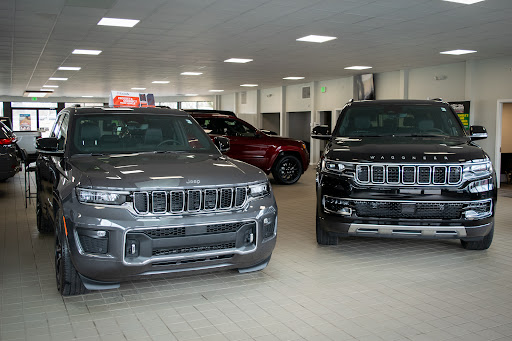 Car Dealer «Connors Chrysler Dodge Jeep Ram», reviews and photos, 701 E Porter Ave, Chesterton, IN 46304, USA