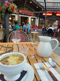 Plats et boissons du Restaurant de fondues Le Monchu Restaurant Savoyard à Chamonix à Chamonix-Mont-Blanc - n°11
