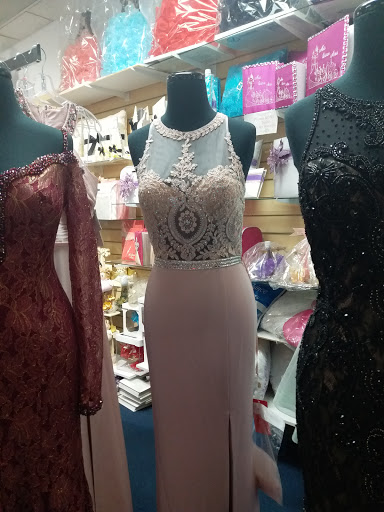 Clothing Store «Ross Dress for Less», reviews and photos, 8361 On the Mall, Buena Park, CA 90620, USA