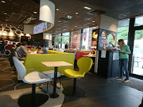 Atmosphère du Restauration rapide McDonald's à Saint-Cergues - n°13