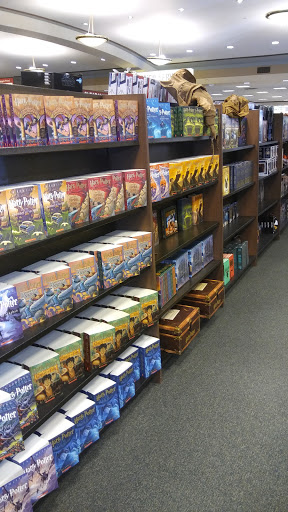 Book Store «Barnes & Noble», reviews and photos, 1201 42nd St S, Fargo, ND 58103, USA