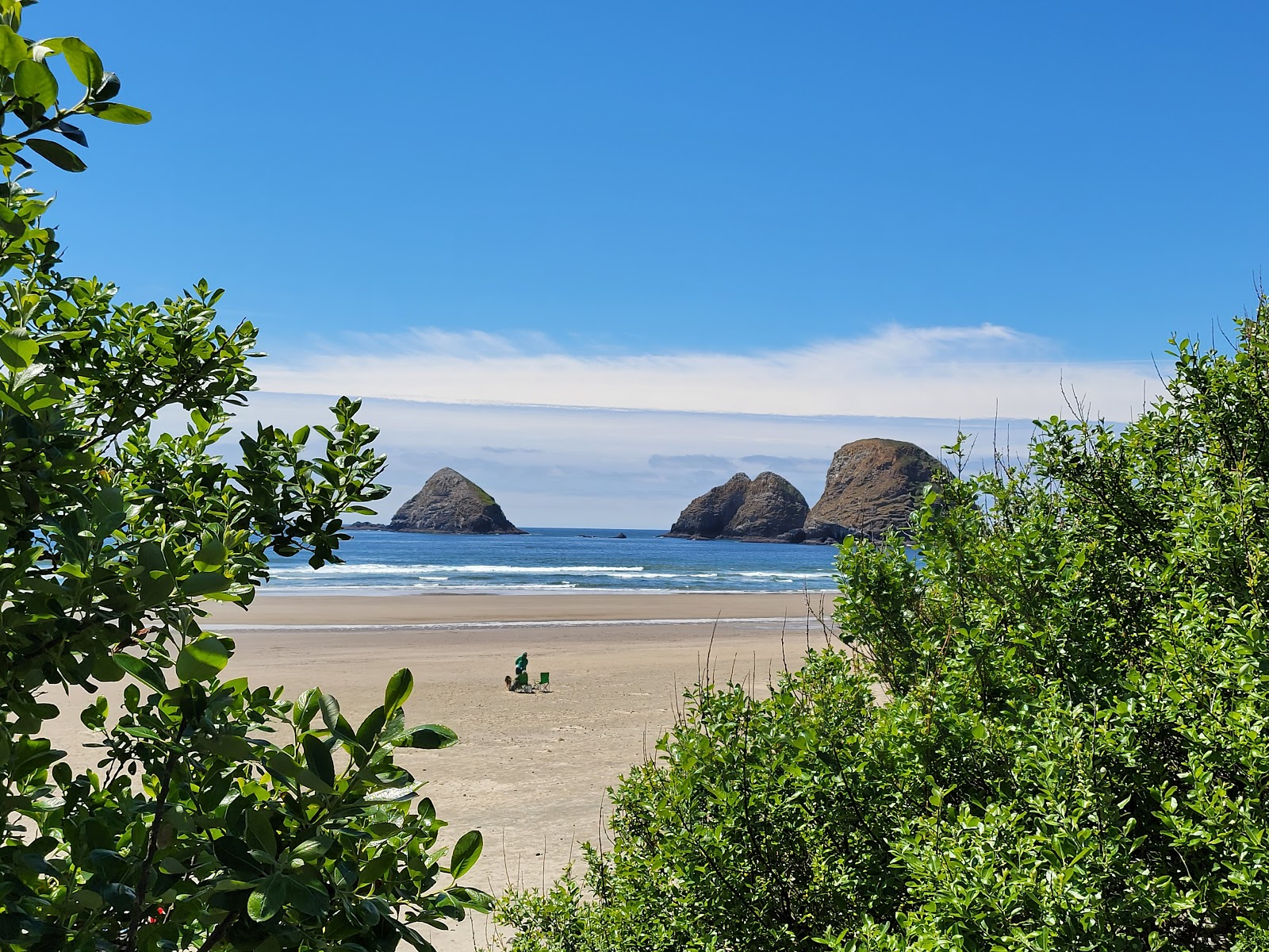 Photo of Oceanside Beach surrounded by mountains