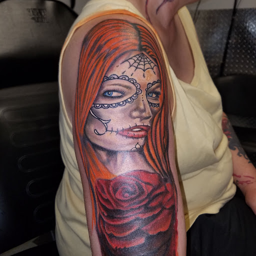 Tattoo Shop «22 Caliber Tattoo Studio», reviews and photos, 3501 Parsons Ave, Columbus, OH 43207, USA