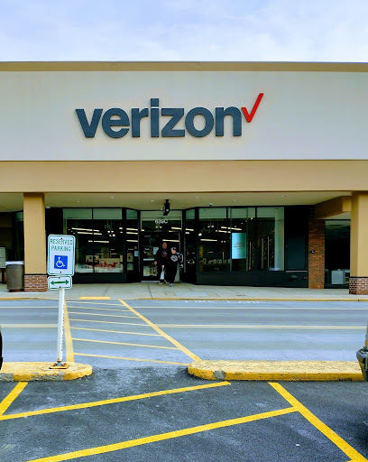 Cell Phone Store «Verizon», reviews and photos, 3075 Clairton Rd, West Mifflin, PA 15123, USA