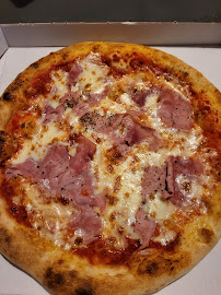 Plats et boissons du Pizzeria LA PIZZ' A DAMIEN à Gauchy - n°2