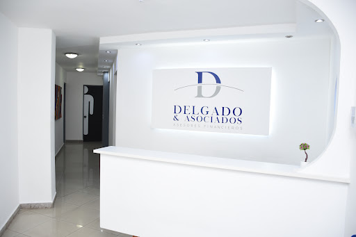 Delgado y Asociados Agente de Seguros y Fianzas.