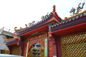 Thay Hin Bio Temple image