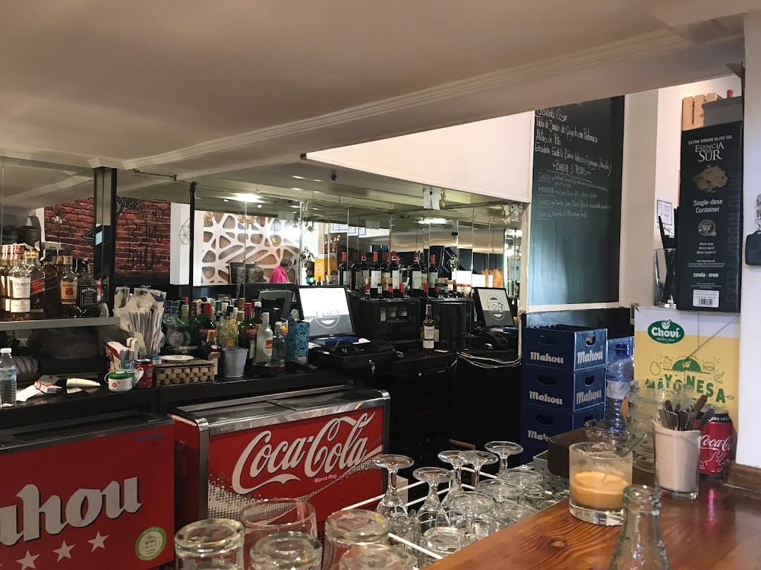 Evádete Bar-Pub en la ciudad El Escorial