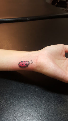 Tattoo Shop «Ink Spot Tattoo - East Orlando», reviews and photos, 10103 E Colonial Dr, Orlando, FL 32817, USA