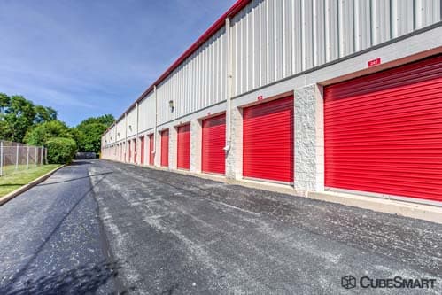 Self-Storage Facility «CubeSmart Self Storage», reviews and photos, 1730 Irving Park Rd, Schaumburg, IL 60193, USA