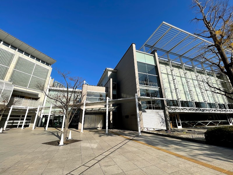 目黒区立八雲中央図書館