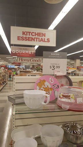 Home Goods Store «HomeGoods», reviews and photos, 7 Neponset St, Worcester, MA 01606, USA
