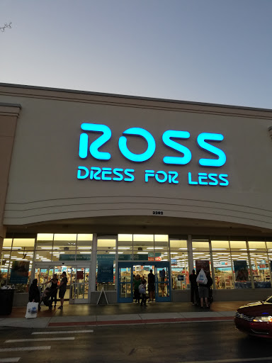 Shopping Mall «Loop West Shopping Center», reviews and photos, 2001 W Osceola Pkwy, Kissimmee, FL 34741, USA