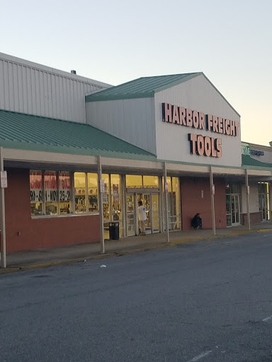 Hardware Store «Harbor Freight Tools», reviews and photos, 2636 Carolina Beach Rd, Wilmington, NC 28412, USA