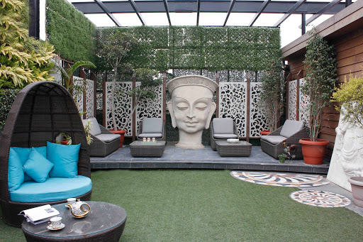 Terrace Garden Designers and Outdoor Garden Products in Delhi : Studio Machaan