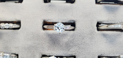 Jewelry Buyer «All Island Jewelry & Loan», reviews and photos, 2394 Middle Country Rd, Centereach, NY 11720, USA