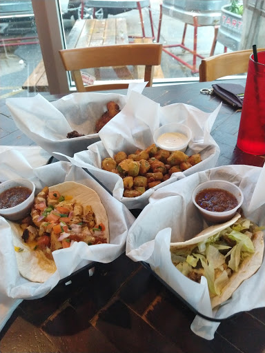 Live Music Venue «Magnolia Motor Lounge», reviews and photos, 3005 Morton St, Fort Worth, TX 76107, USA