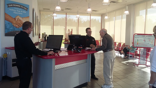 Tire Shop «Discount Tire Store - Westminster, CO», reviews and photos, 7401 W 92nd Ave, Westminster, CO 80021, USA