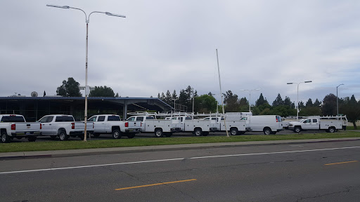 Car Dealer «Hanlees Davis Nissan», reviews and photos, 5009 Chiles Rd, Davis, CA 95618, USA