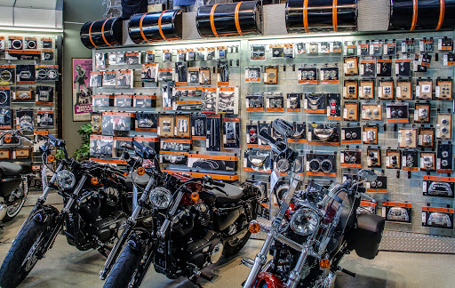Harley-Davidson Dealer «Rocky Mountain Harley-Davidson», reviews and photos, 2885 W County Line Rd, Littleton, CO 80129, USA
