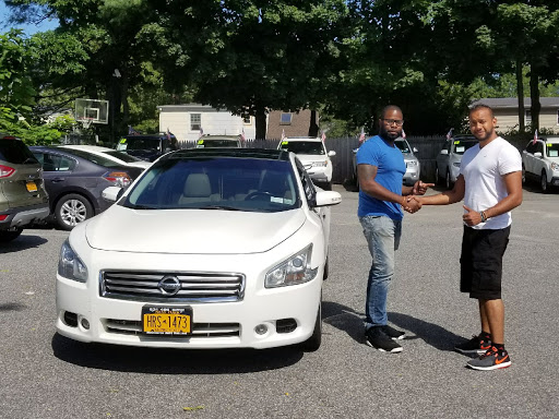 Used Car Dealer «Huntington Auto Mall», reviews and photos, 493 E Jericho Turnpike, Huntington Station, NY 11746, USA
