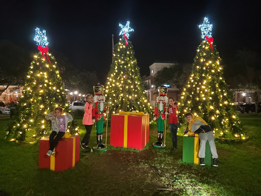 Park «Kingwood Town Center Park», reviews and photos, 8 N Main St, Kingwood, TX 77339, USA