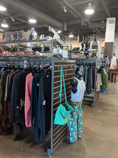 Clothing Store «Uptown Cheapskate», reviews and photos, 2100 Alamo Rd, Richardson, TX 75080, USA