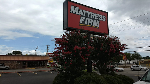 Mattress Store «Mattress Firm Elizabeth City», reviews and photos, 1402 W Ehringhaus St, Elizabeth City, NC 27909, USA