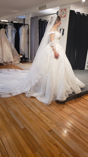 Bridal Shop «Azteca Bridal», reviews and photos, 1010 E Washington St, Phoenix, AZ 85034, USA