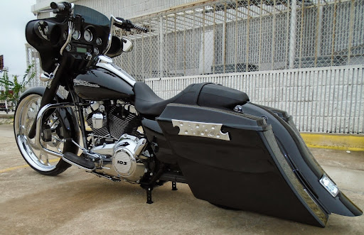 Motorcycle Dealer «Flying Tire Motorcycle Tire», reviews and photos, 6635 Randol Mill Rd, Fort Worth, TX 76112, USA
