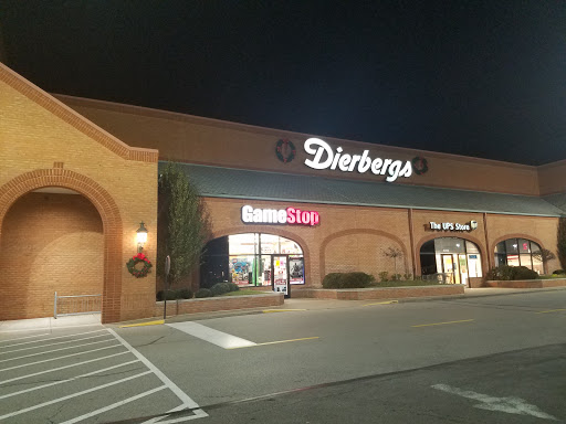 GameStop, 6213 Mid Rivers Mall Dr #10, St Peters, MO 63304, USA, 