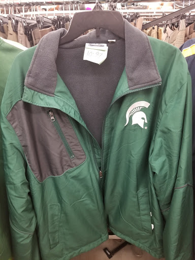 Thrift Store «The Salvation Army Family Store & Donation Center», reviews and photos, 6715 Dempster St, Morton Grove, IL 60053, USA