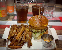 Hamburger du Restaurant halal Le vogue à Saint-Denis - n°1