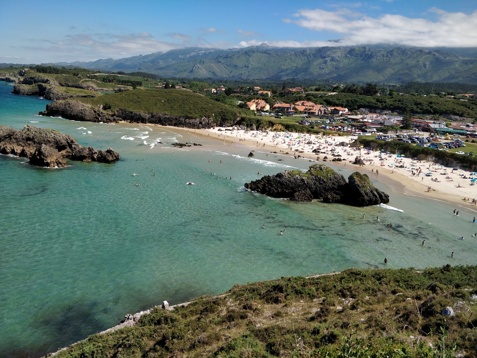Fotografija Playa de Borizo z visok stopnjo čistoče