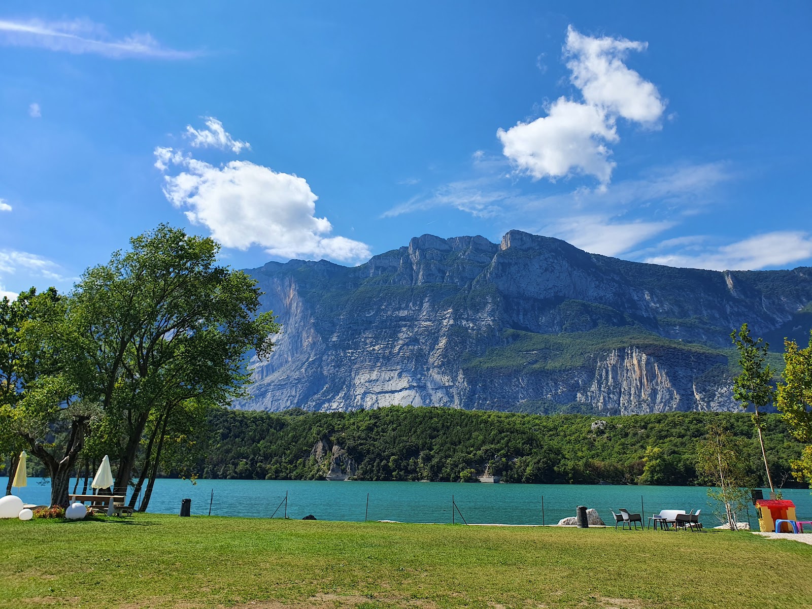 Lido Paradise Lago di Cavedine'in fotoğrafı doğal alan içinde bulunmaktadır